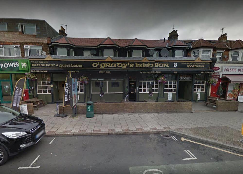 Mccafferty'S Guesthouse Ilford Hotel